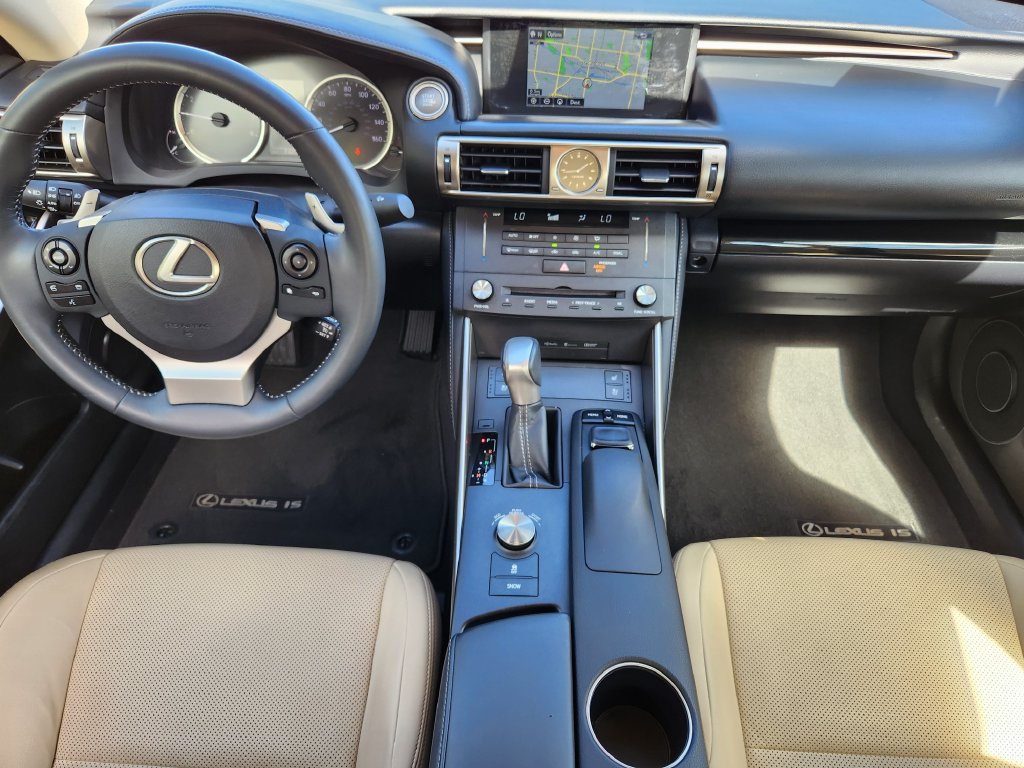 Used 2015 Lexus IS 250 w/ Navigation System Package RWD image 15