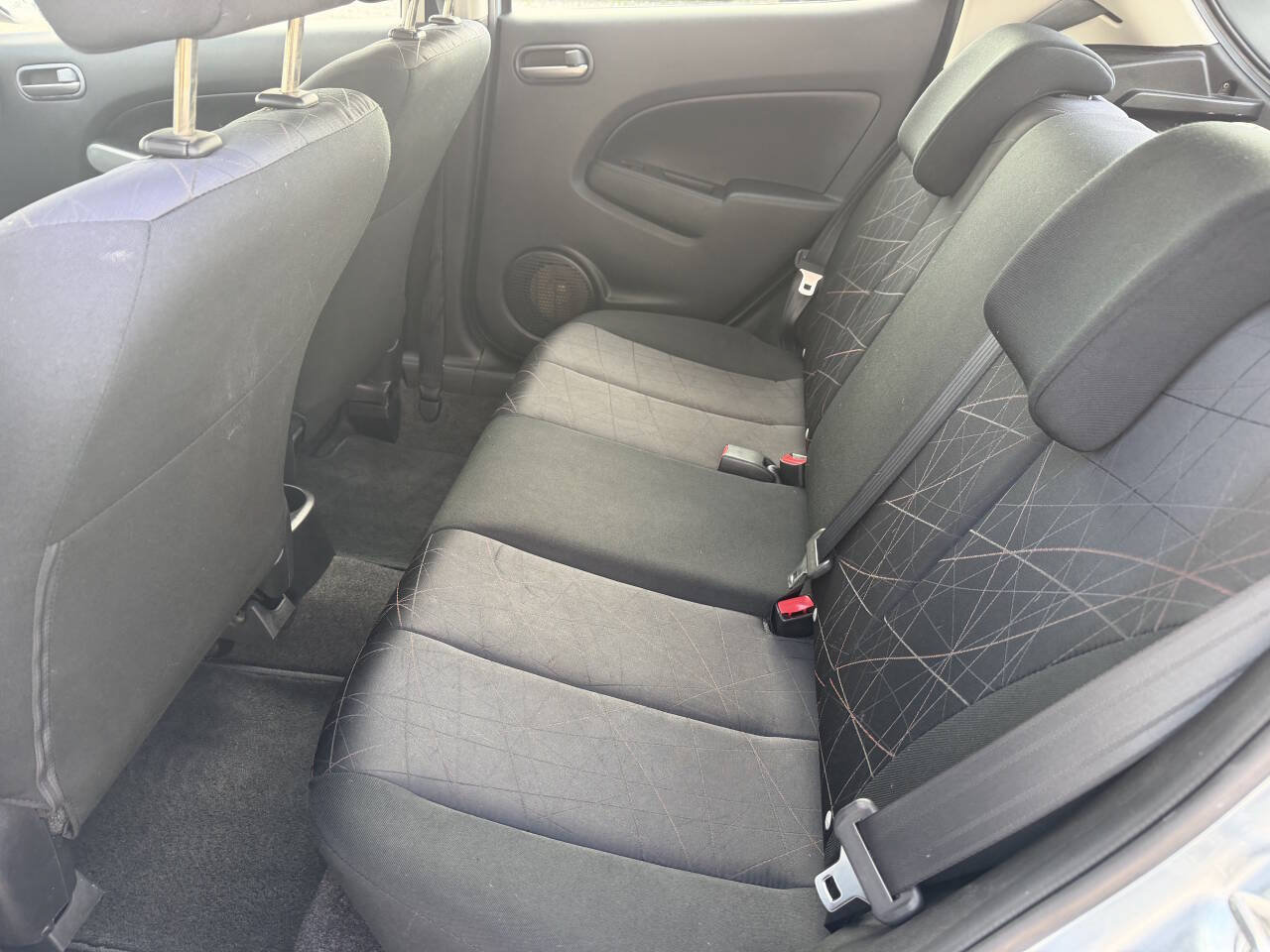 Used 2013 MAZDA MAZDA2 Sport FWD image 16