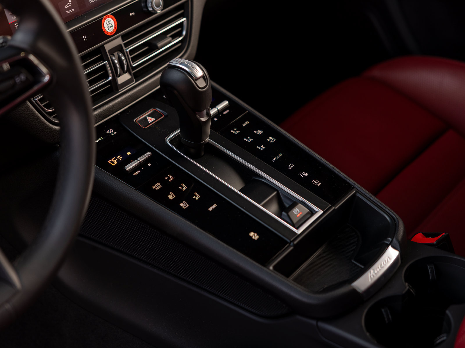 Certified 2026 Porsche Macan AWD/4WD image 58