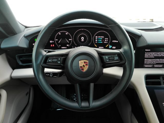 Used 2022 Porsche Taycan RWD image 30