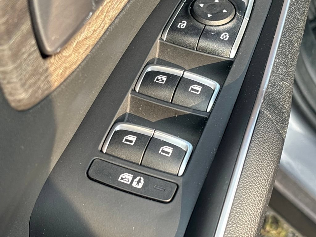 Certified 2023 Kia Sorento S w/ Panoramic Sunroof Package AWD/4WD image 19