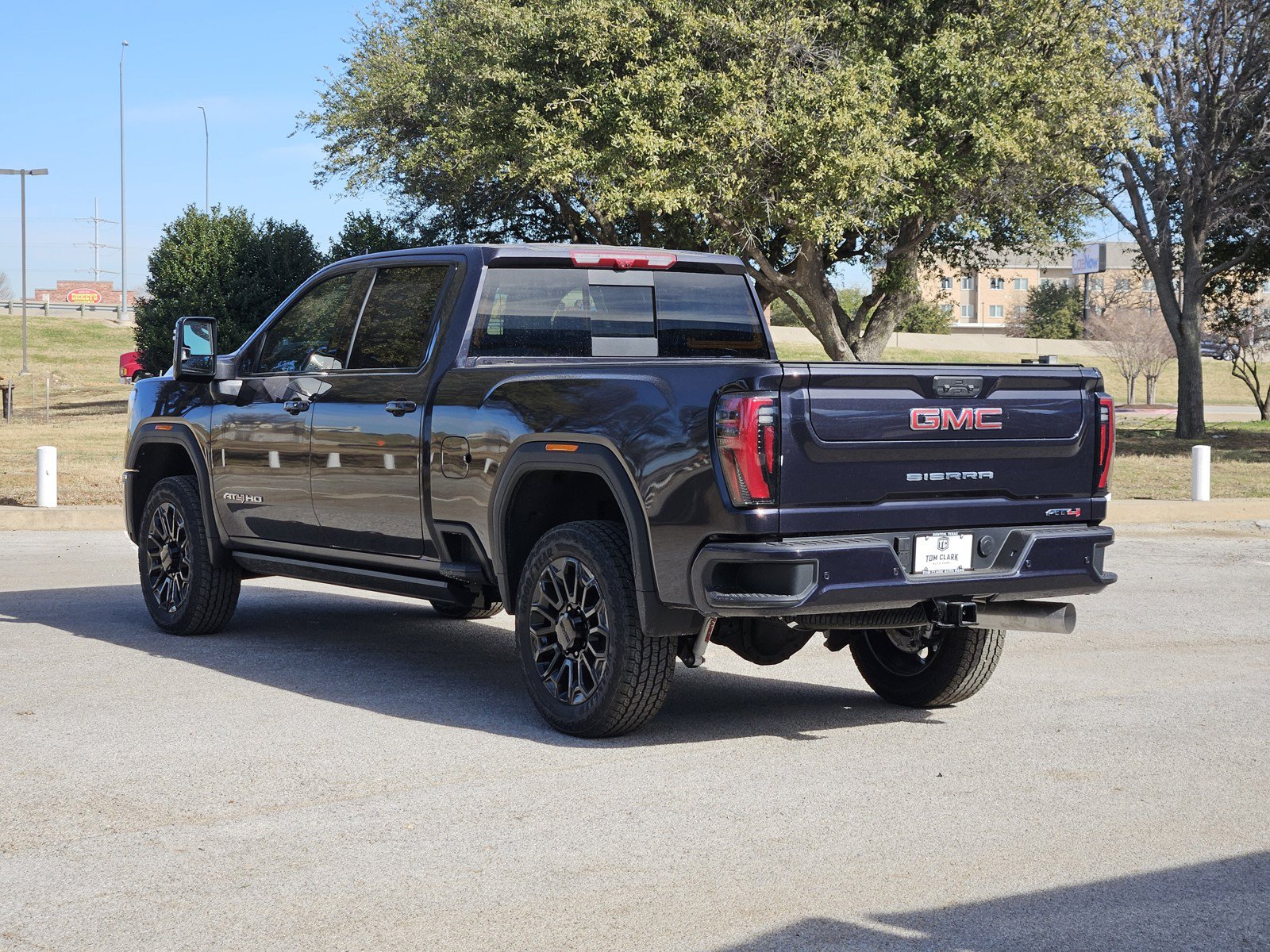 New 2026 GMC Sierra 2500 AT4 w/ AT4 Premium Plus Package AWD/4WD image 4