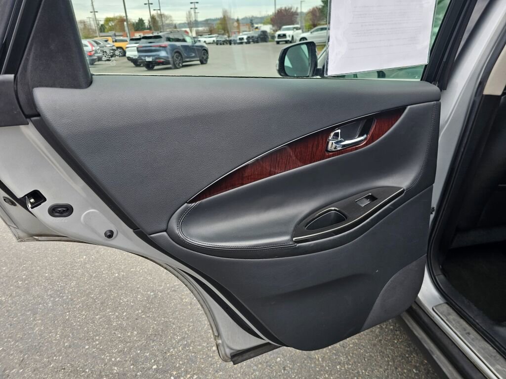 Used 2016 INFINITI QX50 AWD w/ Premium Plus Package image 20