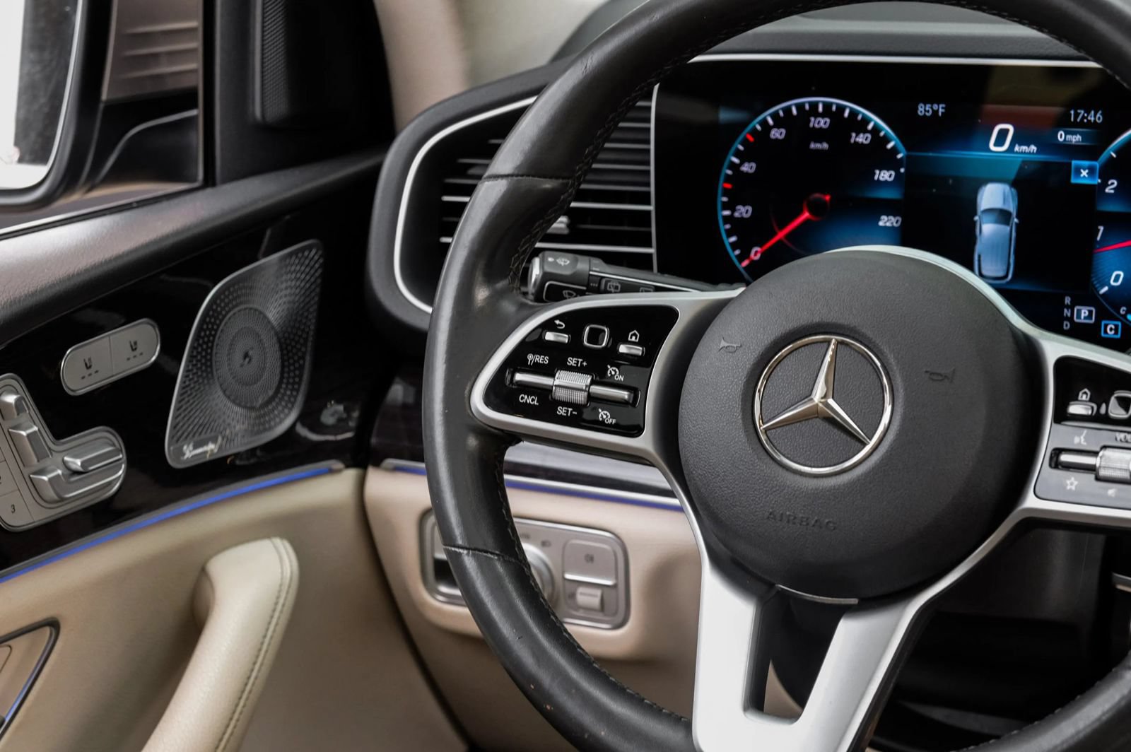 Used 2020 Mercedes-Benz GLE 350 image 22