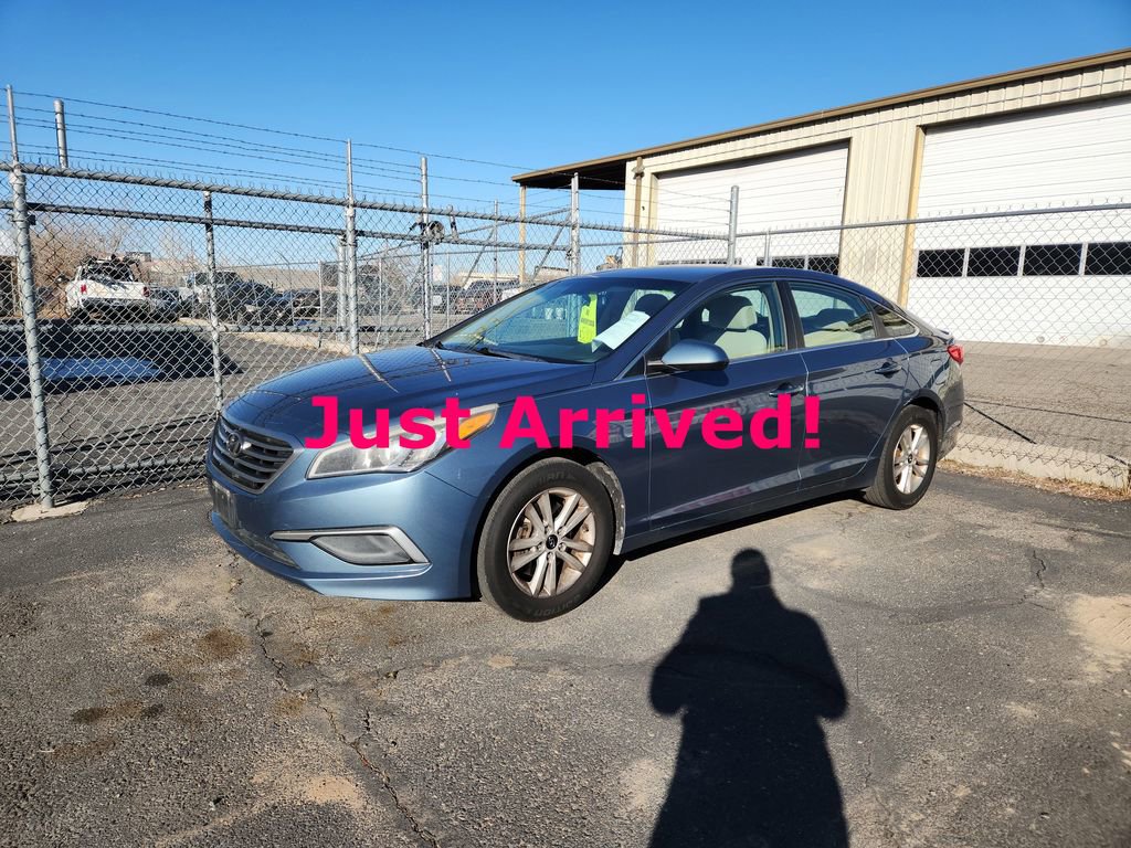 Used 2016 Hyundai Sonata SE image 3
