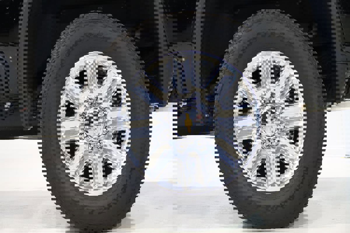 Used 2025 Chevrolet Silverado 2500 High Country w/ Technology Package image 81