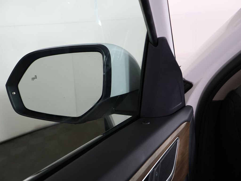 Used 2025 Volkswagen Atlas SE FWD image 36