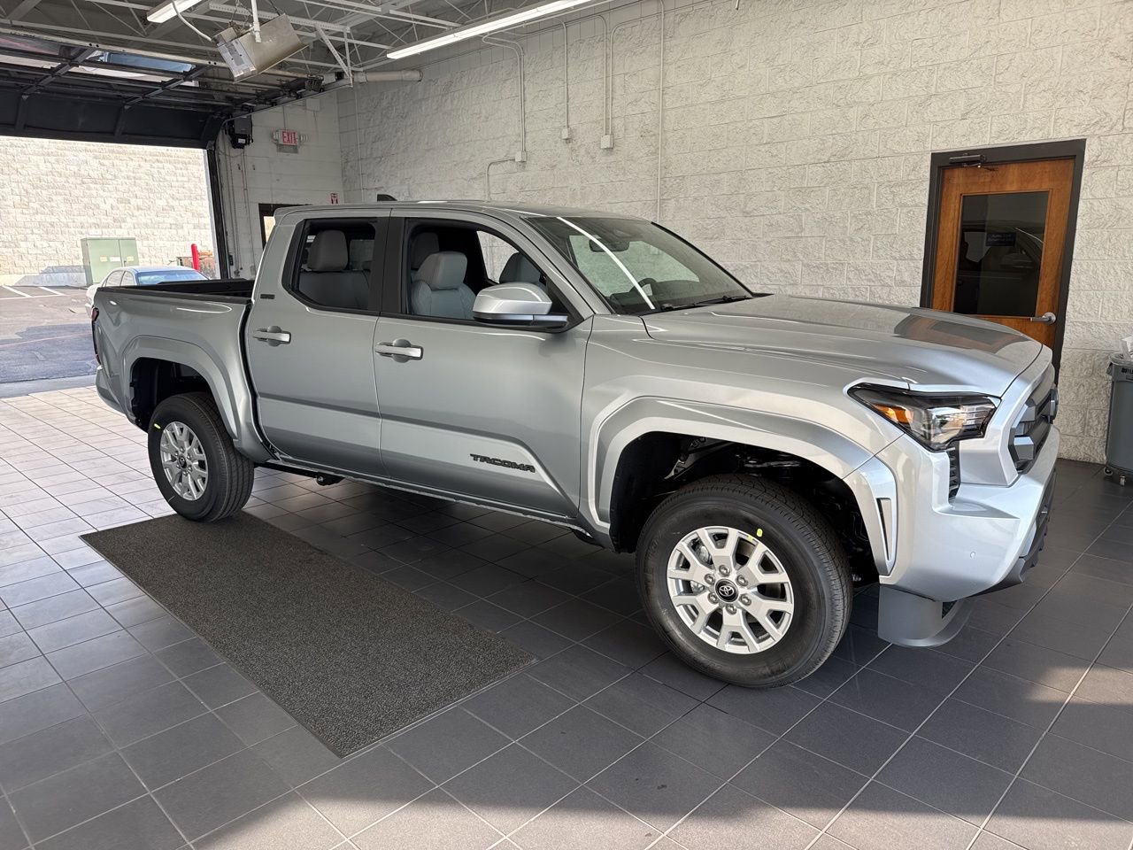 New 2026 Toyota Tacoma SR5