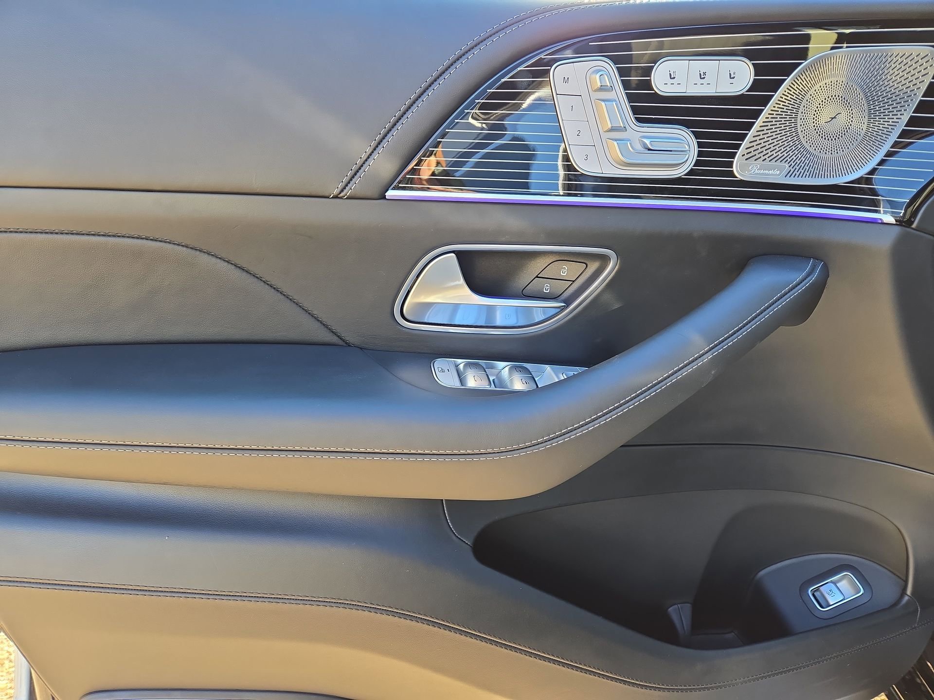 Certified 2024 Mercedes-Benz Maybach GLS 600 4MATIC image 15