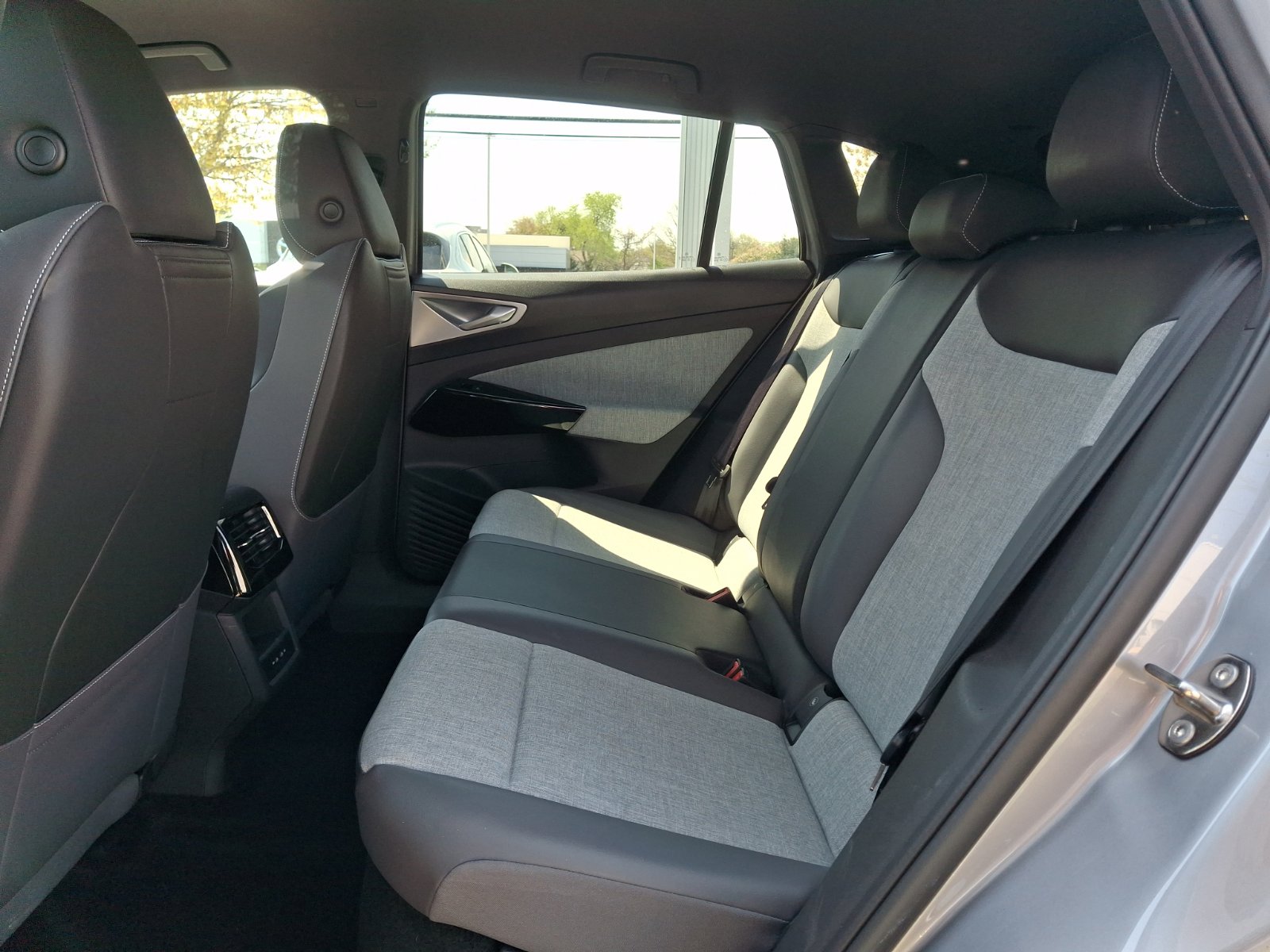 Certified 2023 Volkswagen ID.4 Pro RWD image 11