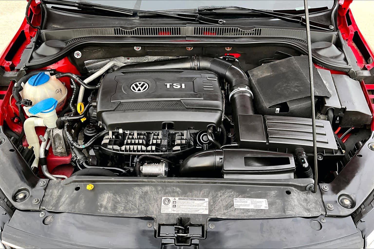 Used 2015 Volkswagen Jetta SE FWD image 31