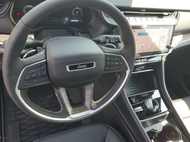 New 2026 Jeep Grand Cherokee Limited AWD/4WD image 19