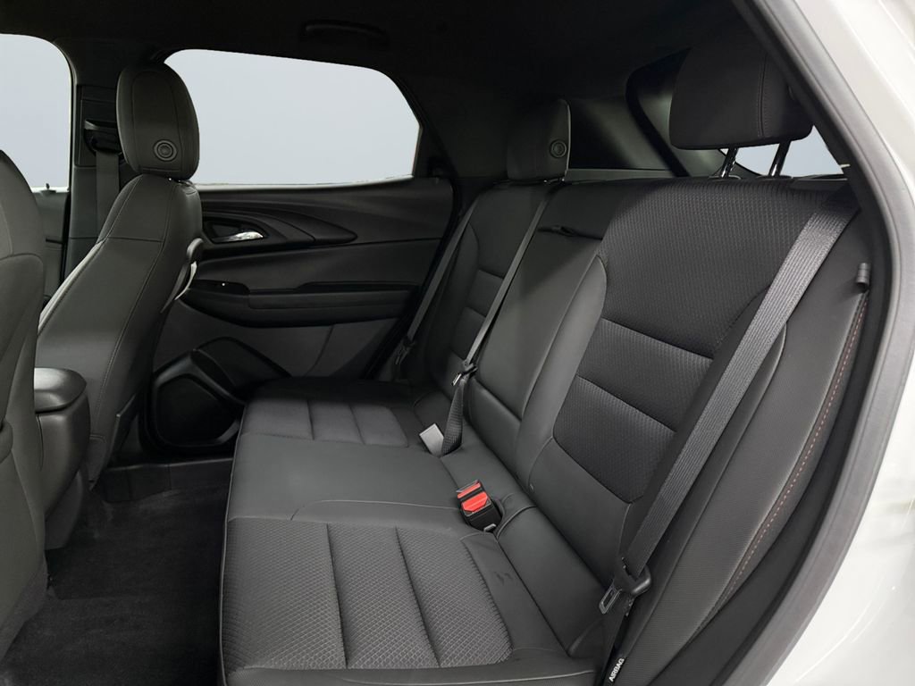 Used 2023 Chevrolet TrailBlazer RS w/ Convenience Package image 13