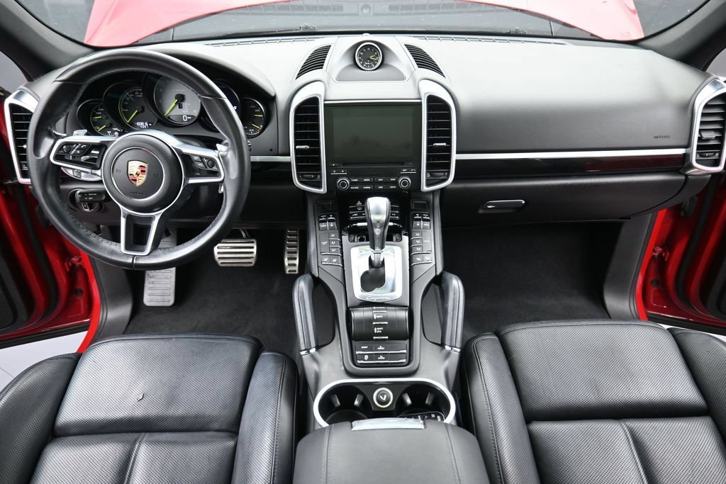 Used 2018 Porsche Cayenne S AWD/4WD image 12