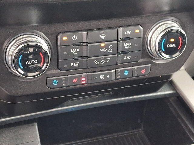 Used 2020 Ford F150 Lariat w/ Equipment Group 502A Luxury AWD/4WD image 20