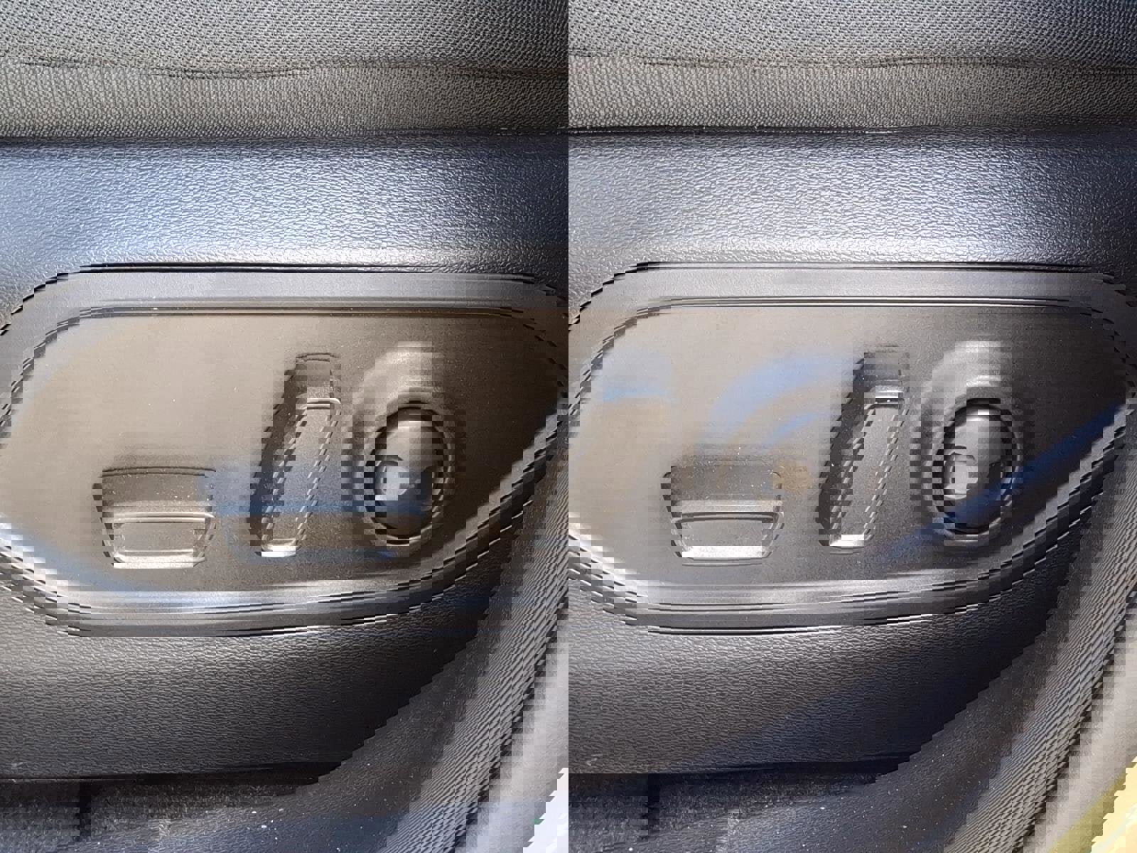 New 2026 Jeep Cherokee Laredo image 12