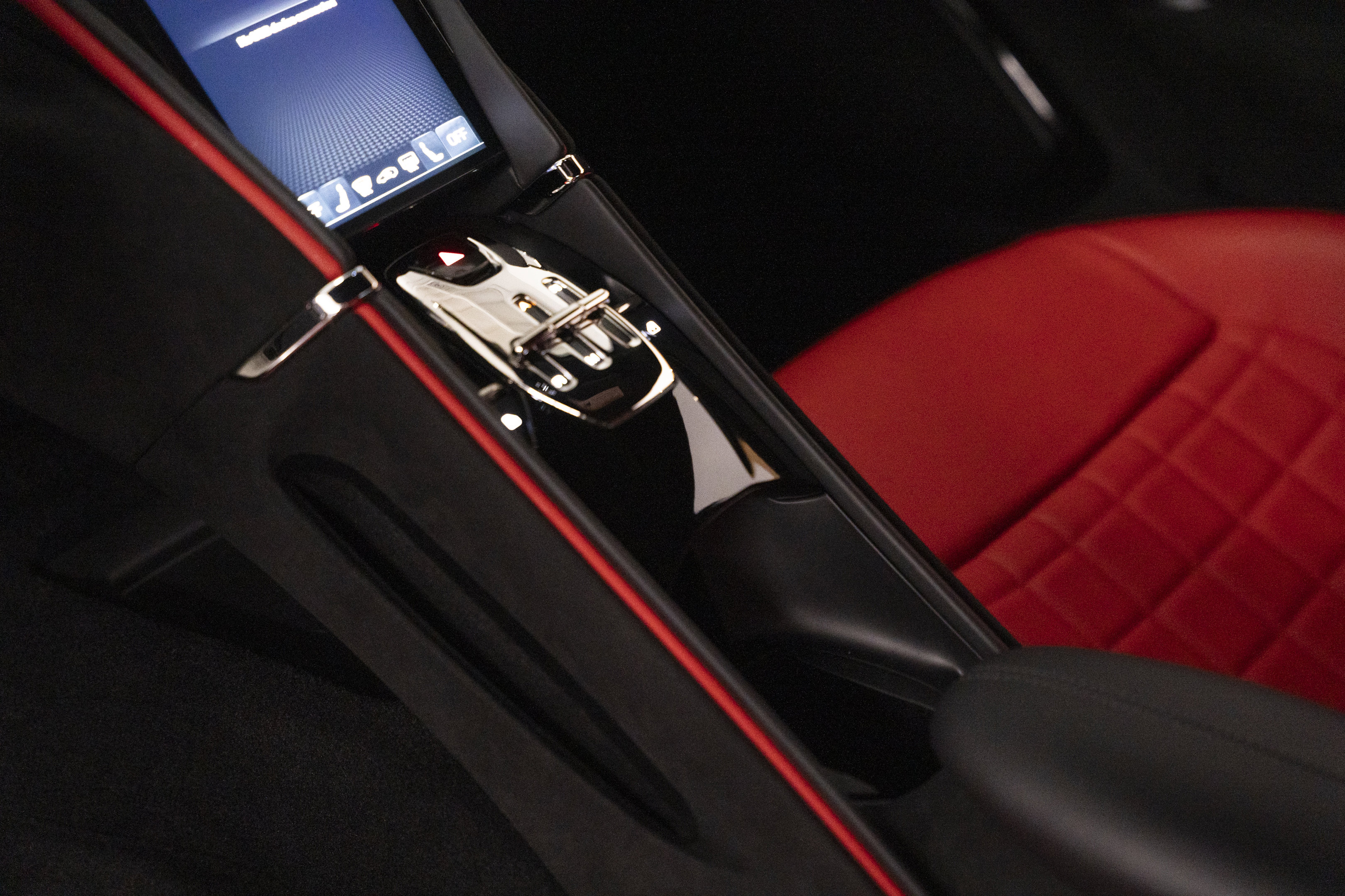 Certified 2023 Ferrari Roma image 40