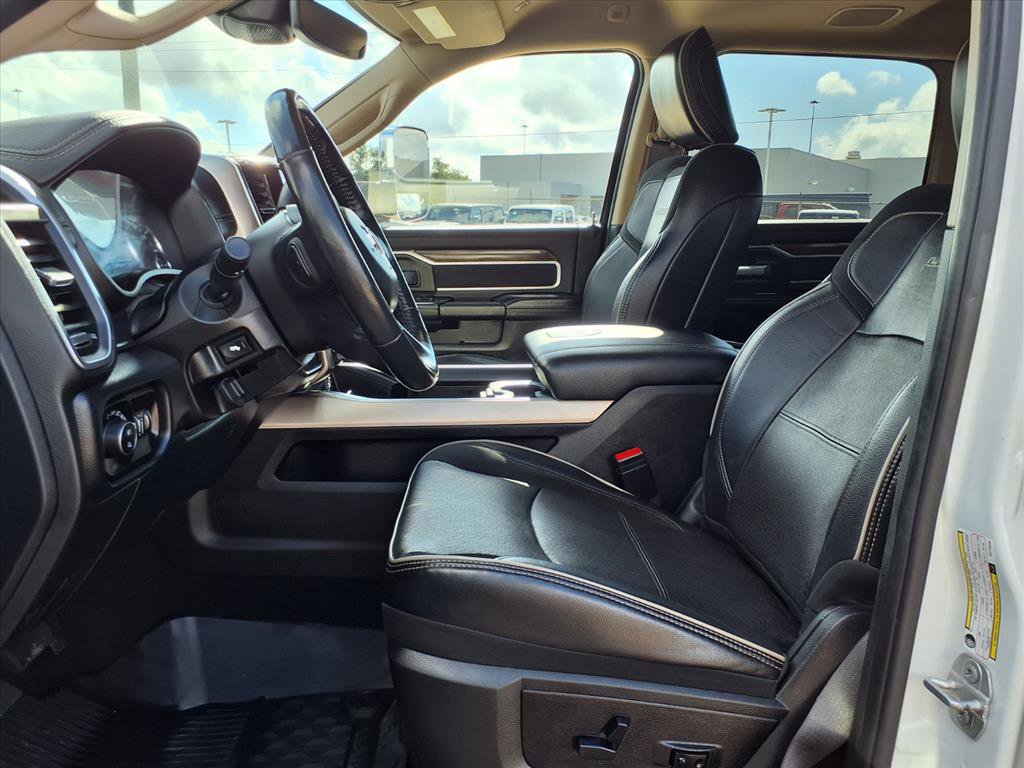 Used 2019 RAM 3500 Laramie image 17