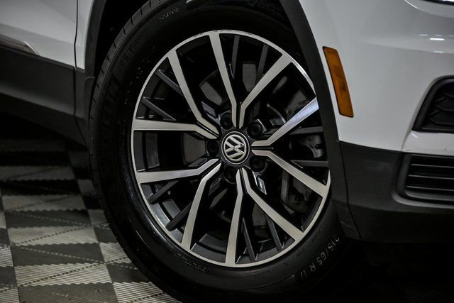 Used 2020 Volkswagen Tiguan SE w/ 3rd Row Seat Package image 3