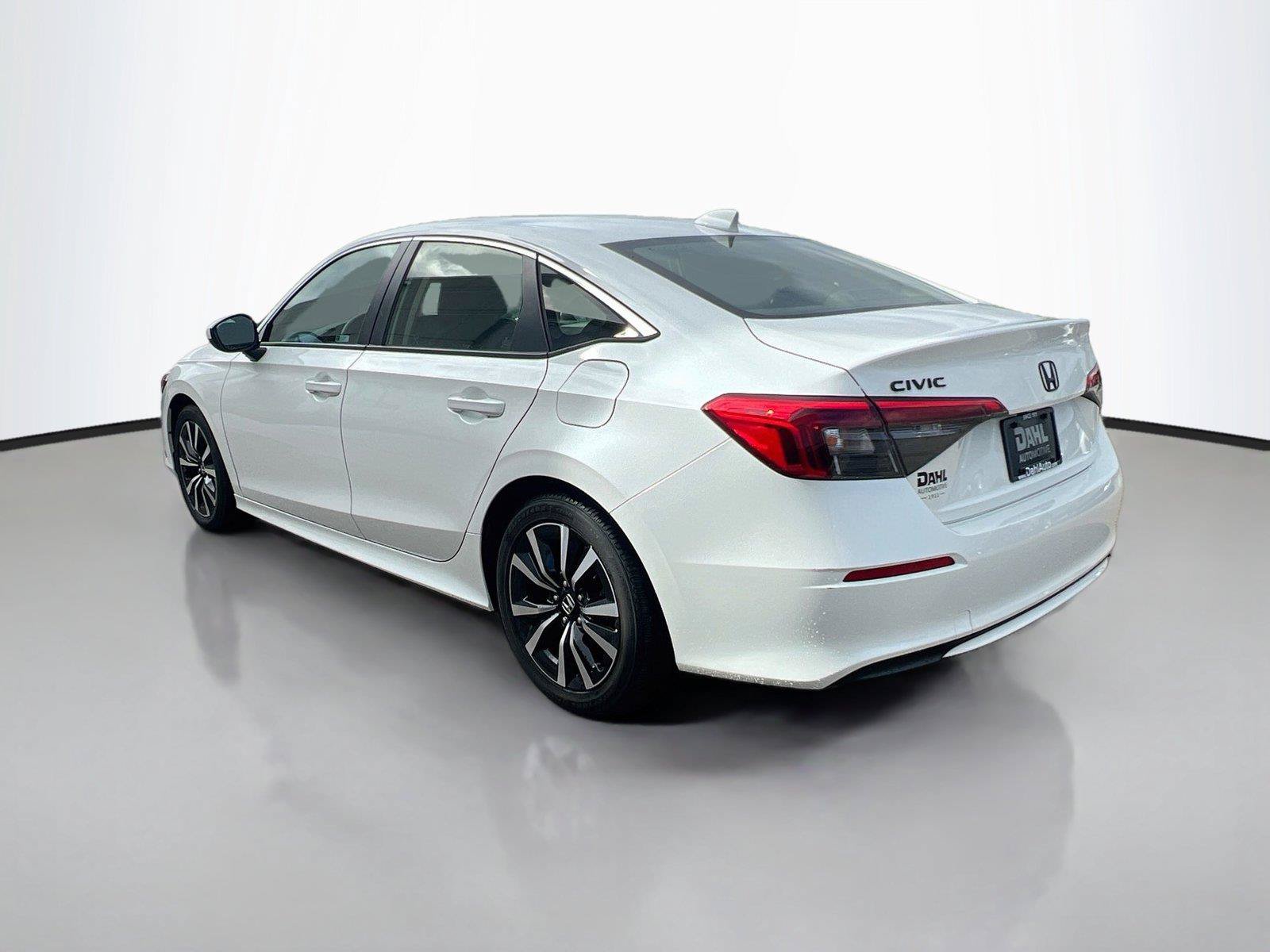 Certified 2022 Honda Civic EX image 10