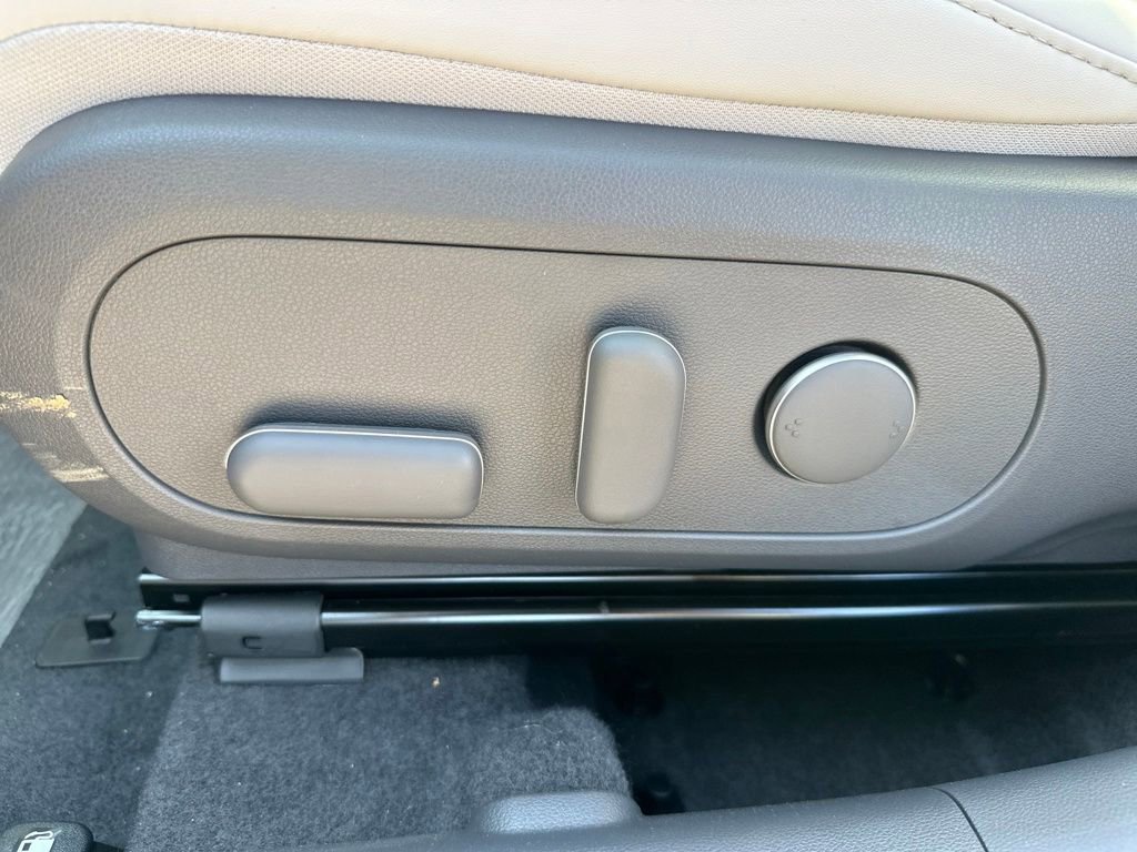 New 2026 Hyundai Kona SEL Premium image 14