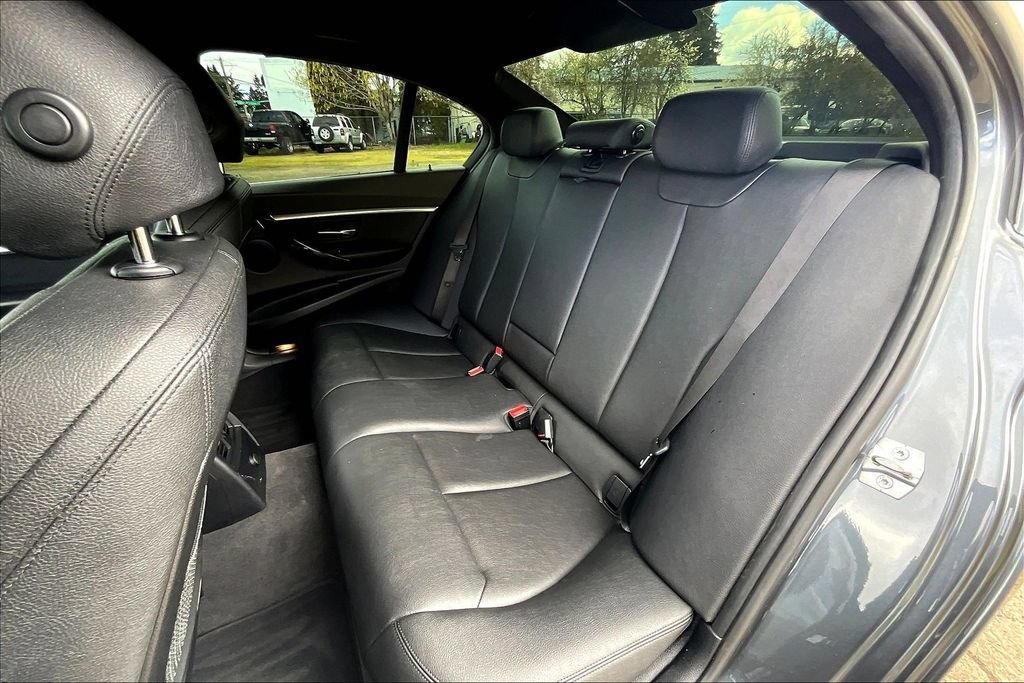 Used 2018 BMW 330i Sedan RWD image 20