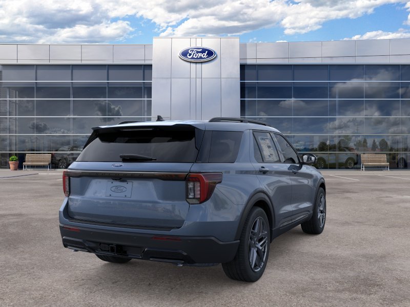 New 2026 Ford Explorer ST-Line w/ ST-Line Street Pack RWD image 8