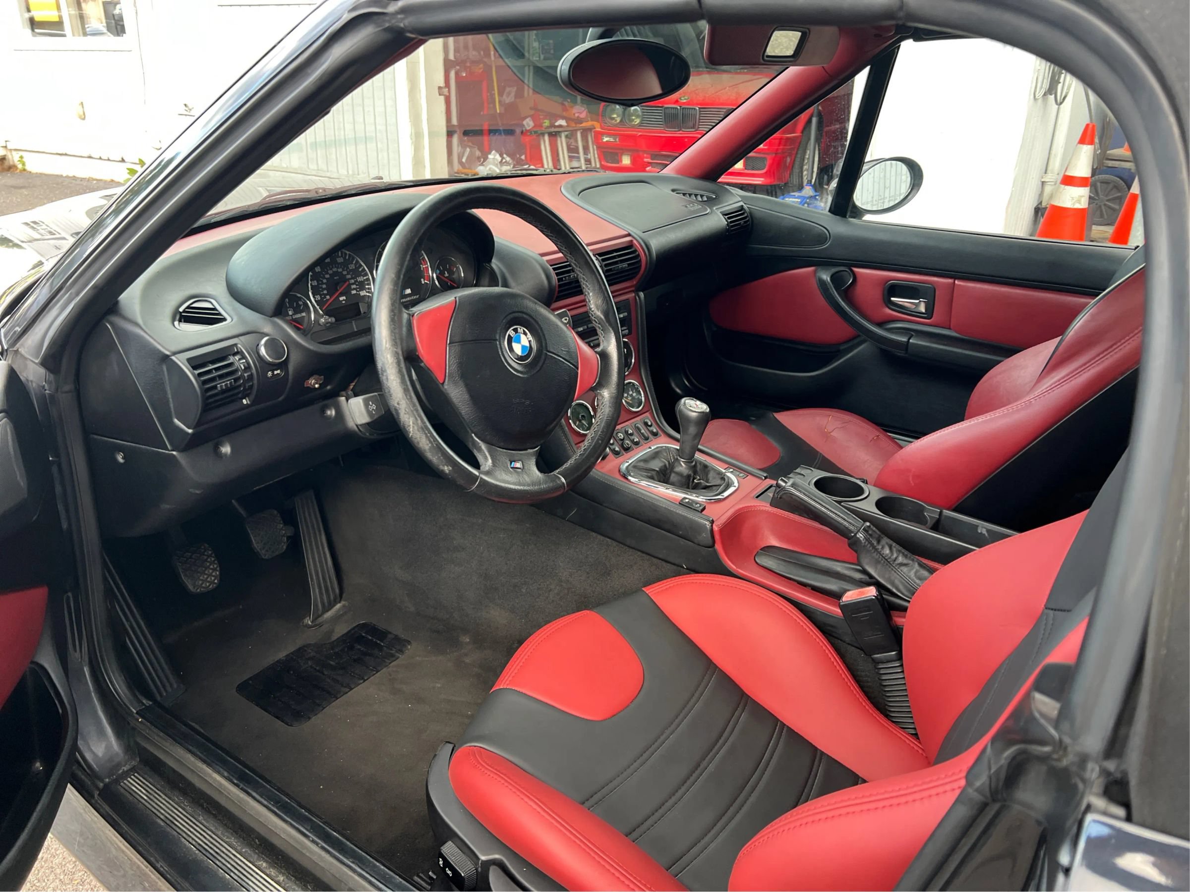 Used 2000 BMW M Roadster RWD image 11