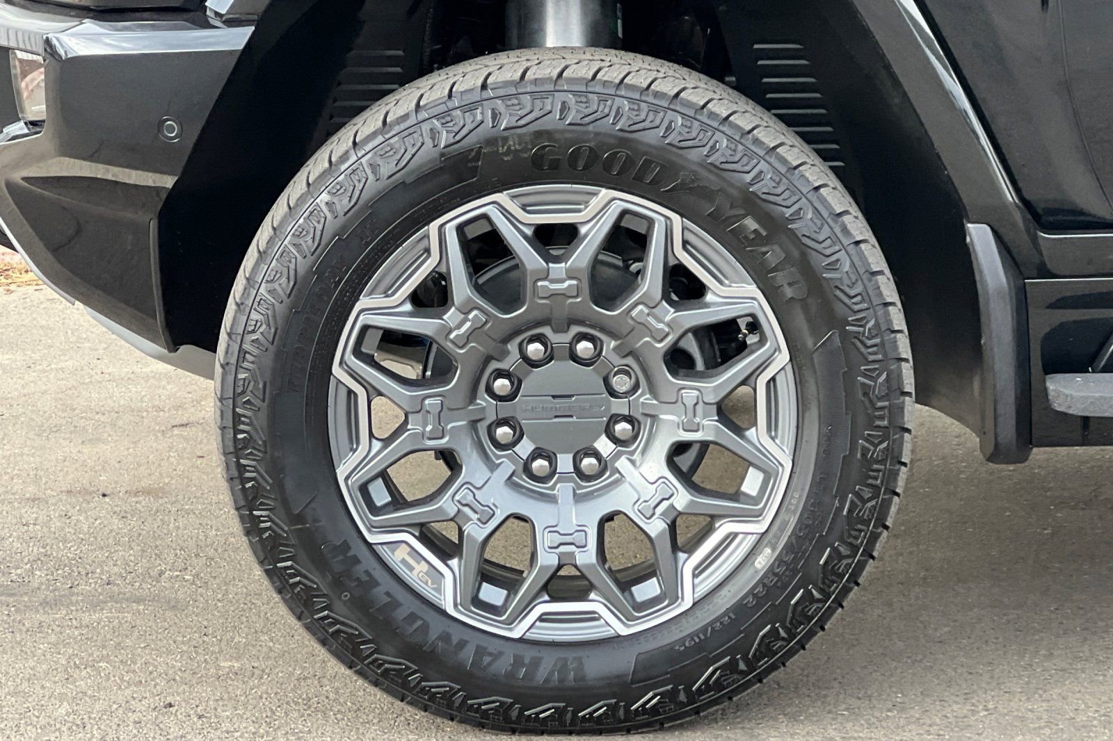 New 2025 GMC Hummer EV 3X AWD/4WD image 26