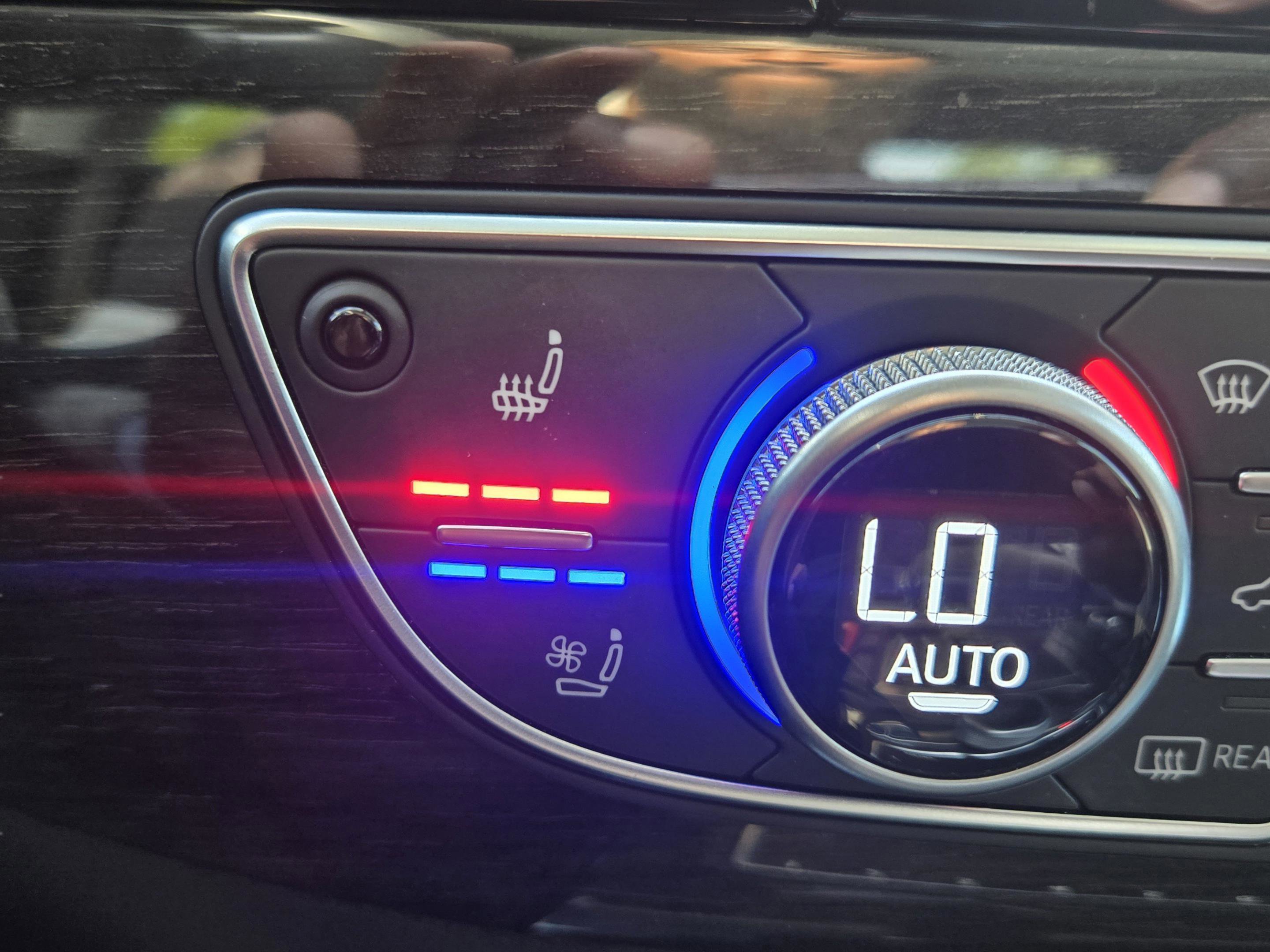 Used 2019 Audi Q7 3.0T Prestige w/ Prestige Package image 22