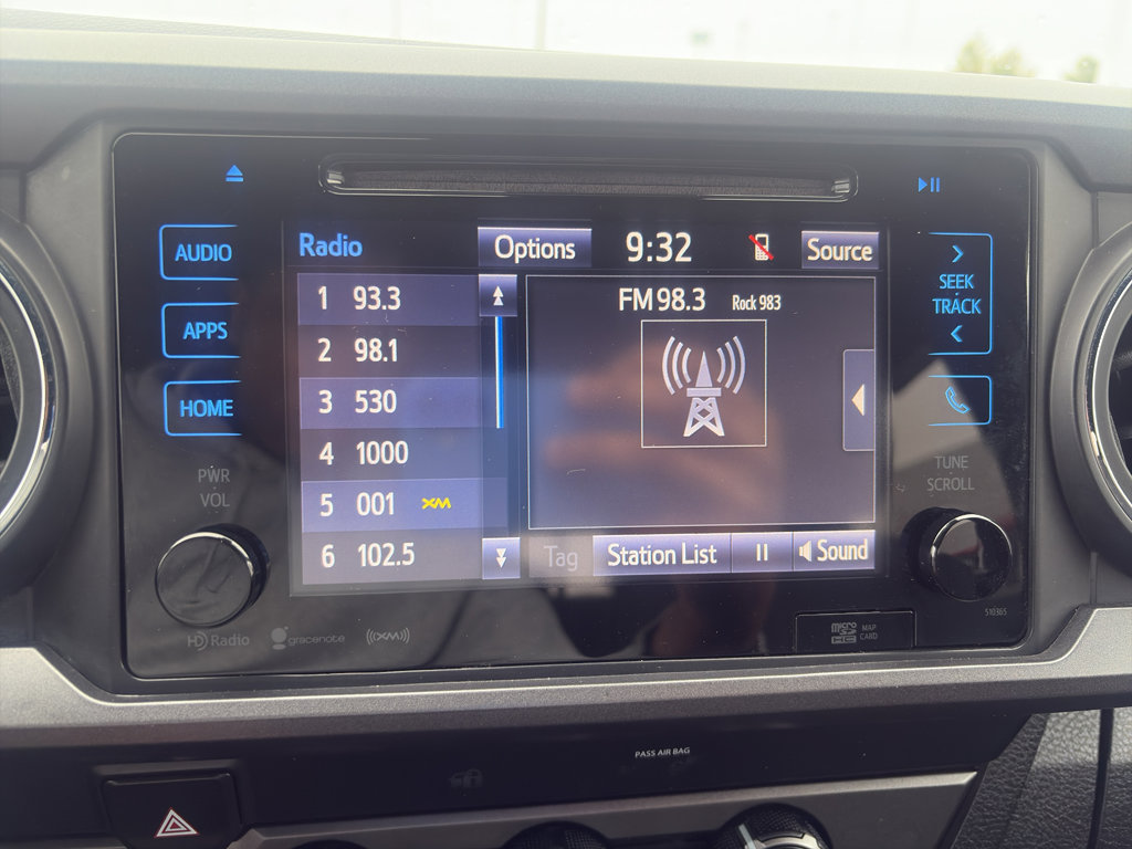 Used 2019 Toyota Tacoma TRD Sport image 13