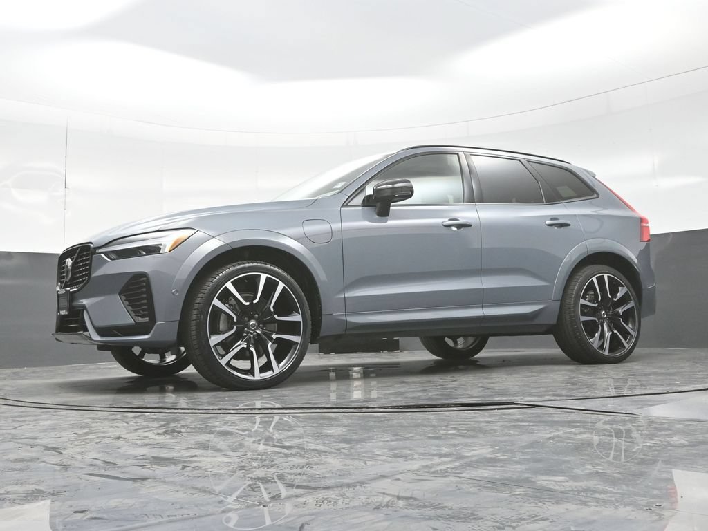 Used 2024 Volvo XC60 T8 Ultimate AWD/4WD image 24