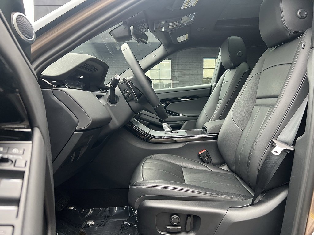 Used 2024 Land Rover Range Rover Evoque S image 22
