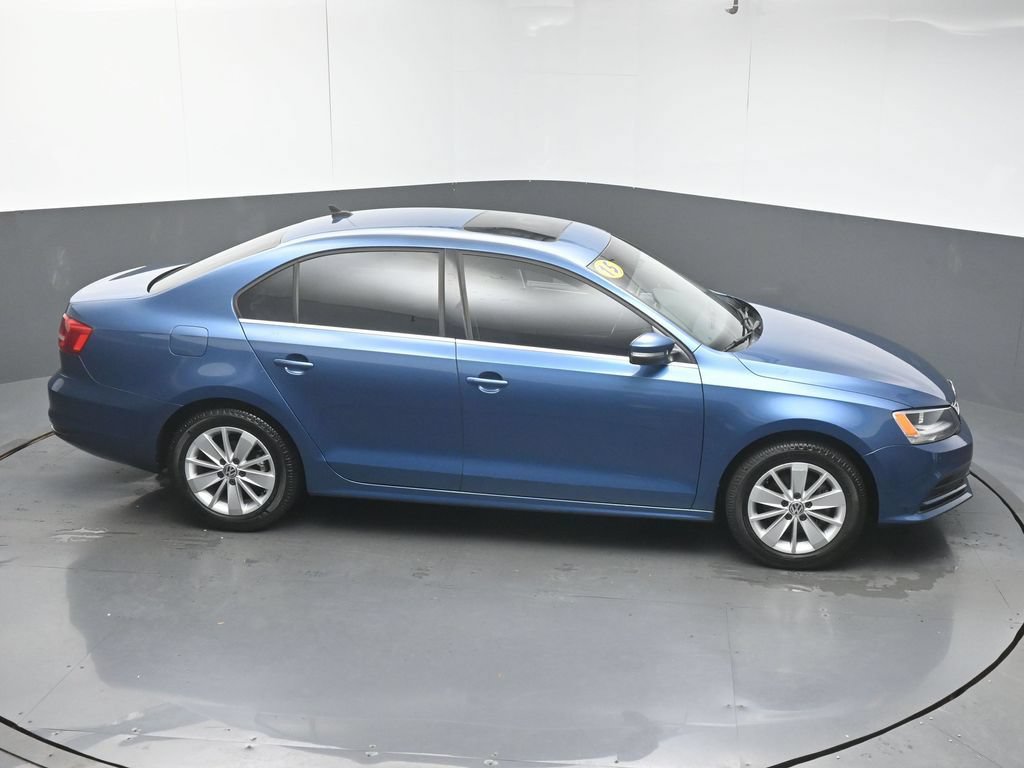 Used 2015 Volkswagen Jetta SE FWD image 48
