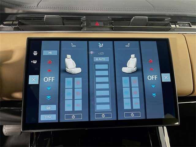 Used 2025 Land Rover Range Rover Sport SE image 16