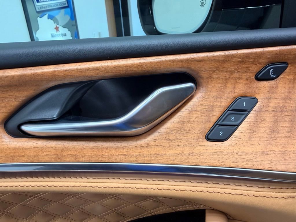 Used 2024 Jeep Grand Cherokee L Summit AWD/4WD image 25