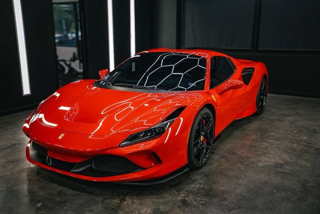 Used 2021 Ferrari F8 Tributo RWD image 2