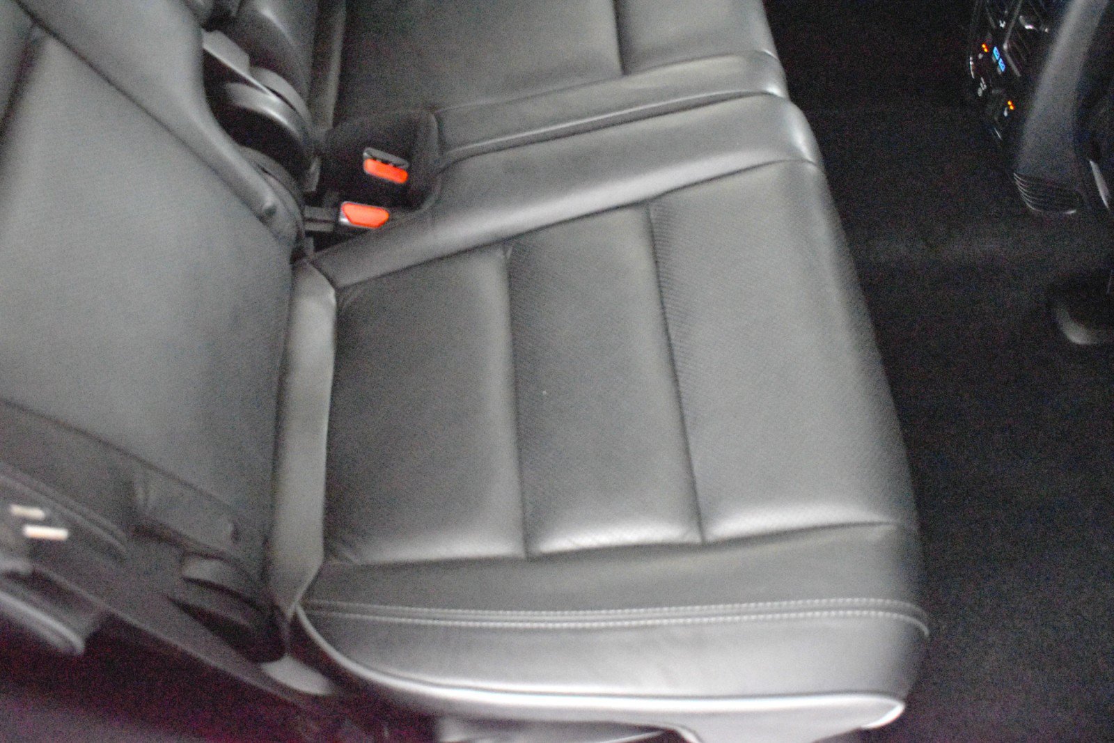 Used 2021 Jeep Grand Cherokee Overland AWD/4WD image 40