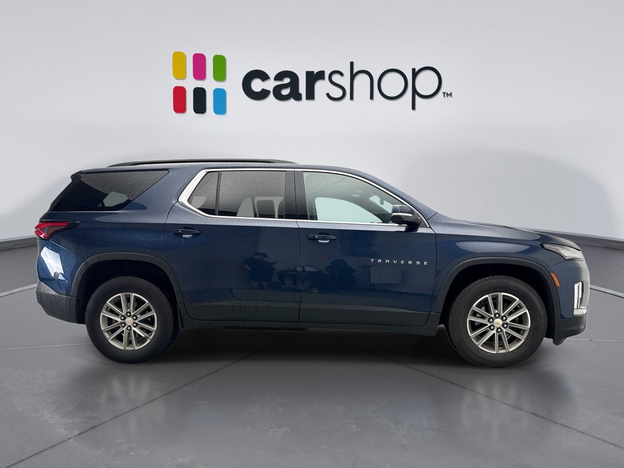Used 2023 Chevrolet Traverse LT AWD/4WD image 6