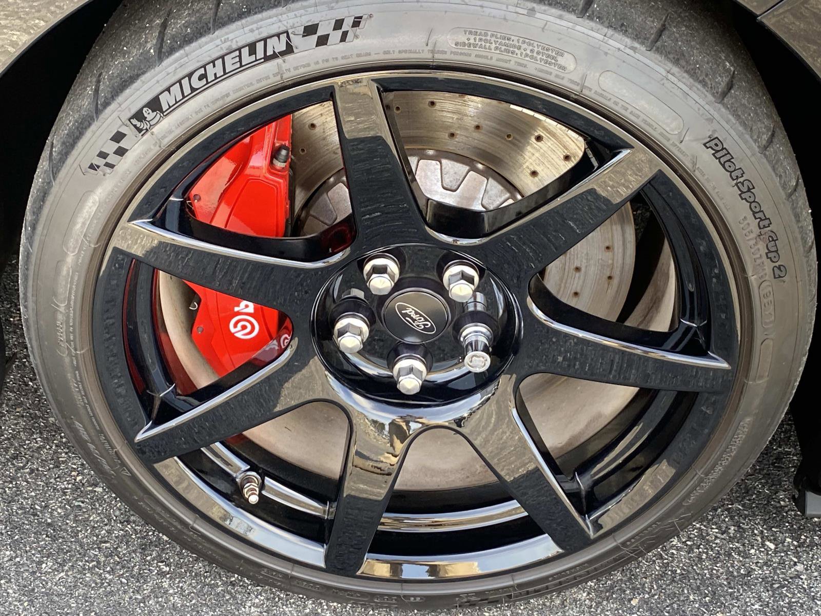 Used 2016 Ford Mustang Shelby GT350R w/ GT350R Equipment Group 920A RWD image 28