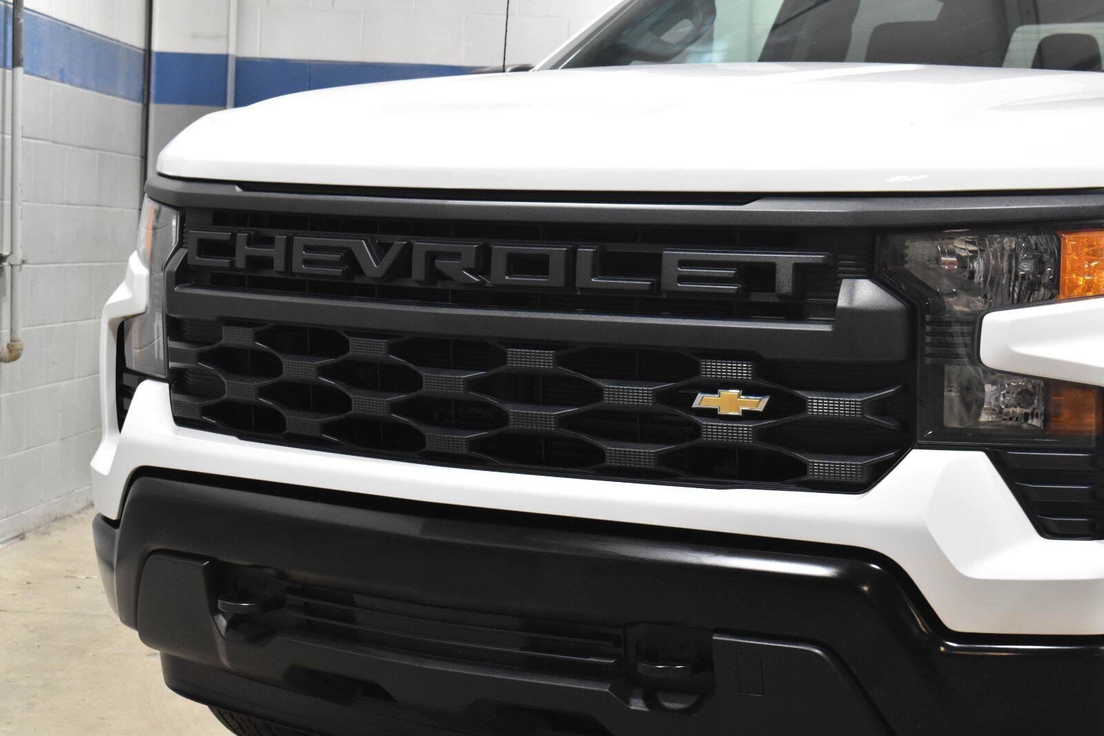 Used 2023 Chevrolet Silverado 1500 W/T w/ WT Value Package AWD/4WD image 27