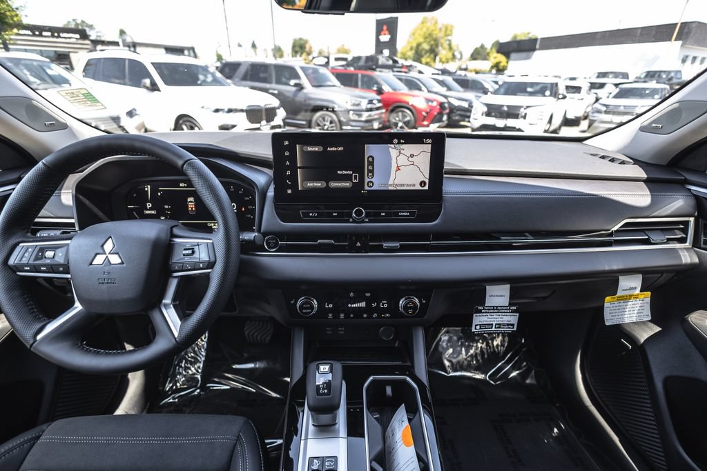 New 2026 Mitsubishi Outlander SE AWD/4WD image 21