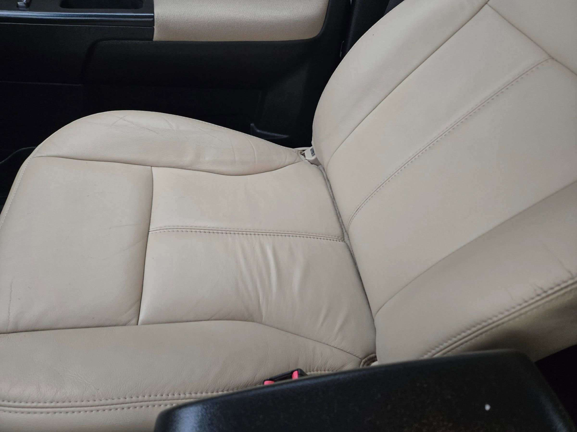 Used 2011 Chevrolet Colorado LT image 31