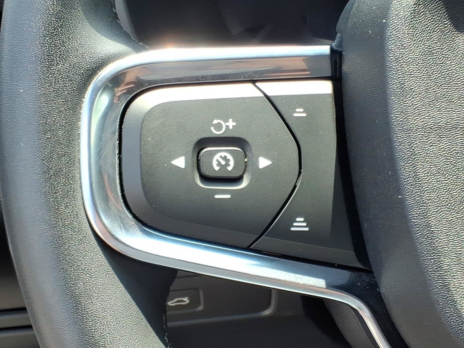 Certified 2023 Volvo C40 P8 Recharge Ultimate AWD/4WD image 20