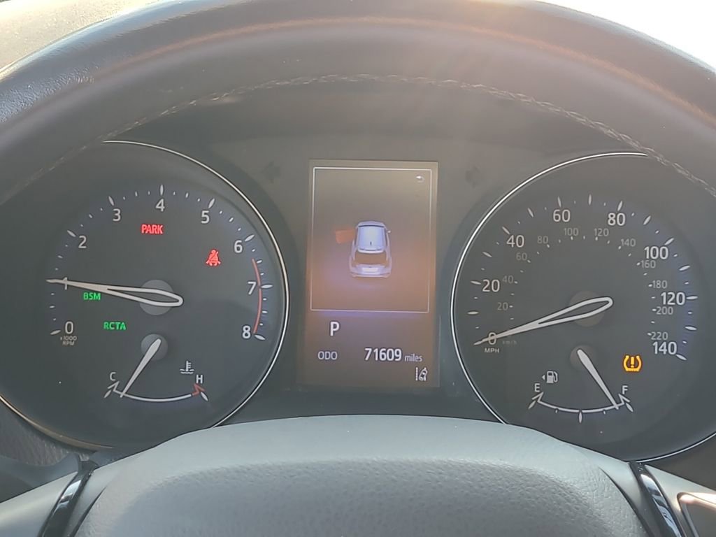 Used 2018 Toyota C-HR image 24