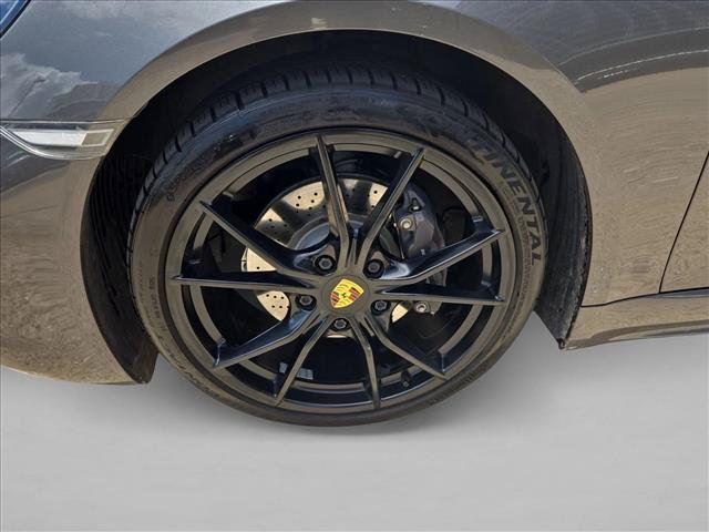 Used 2017 Porsche 718 Cayman RWD image 19