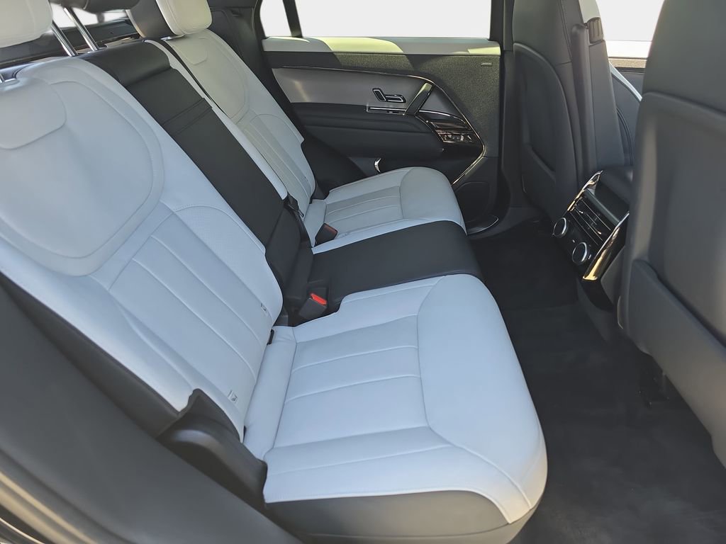 Certified 2023 Land Rover Range Rover Sport SE Dynamic image 11