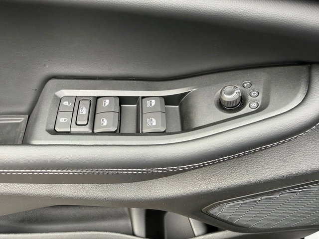 New 2025 Jeep Grand Cherokee L Altitude image 13