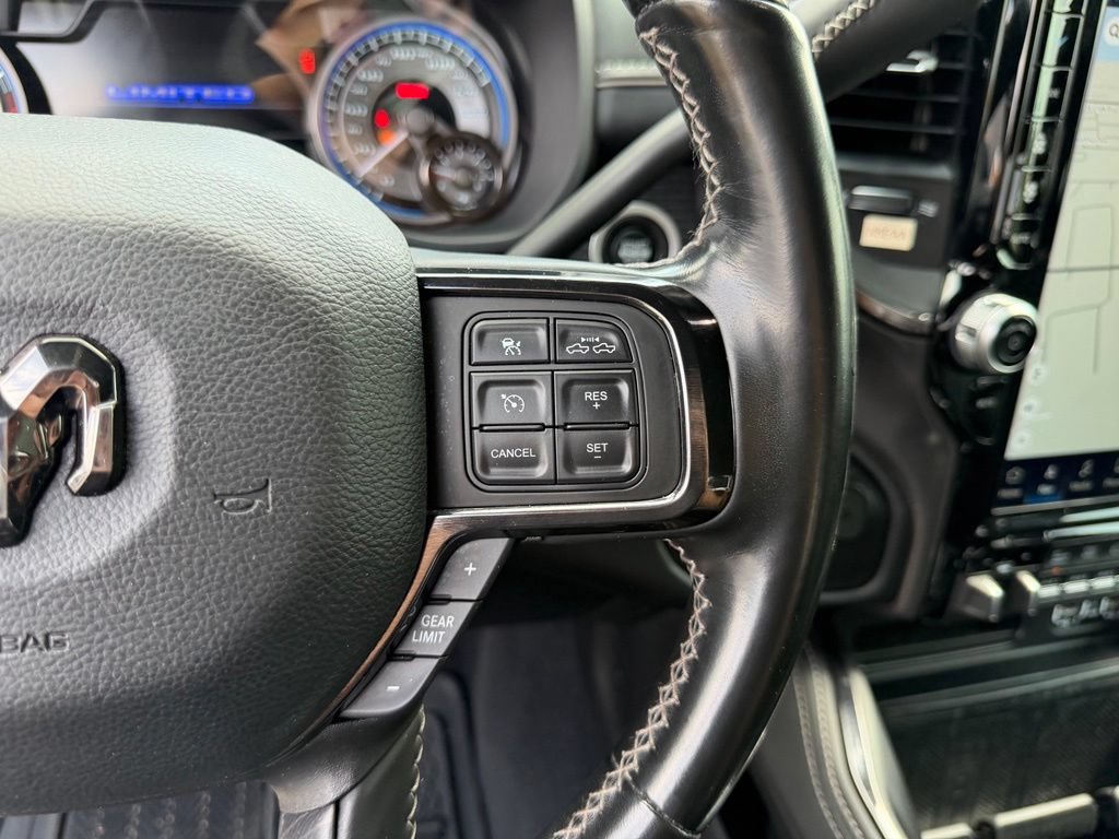 Used 2022 RAM 3500 Limited AWD/4WD image 18