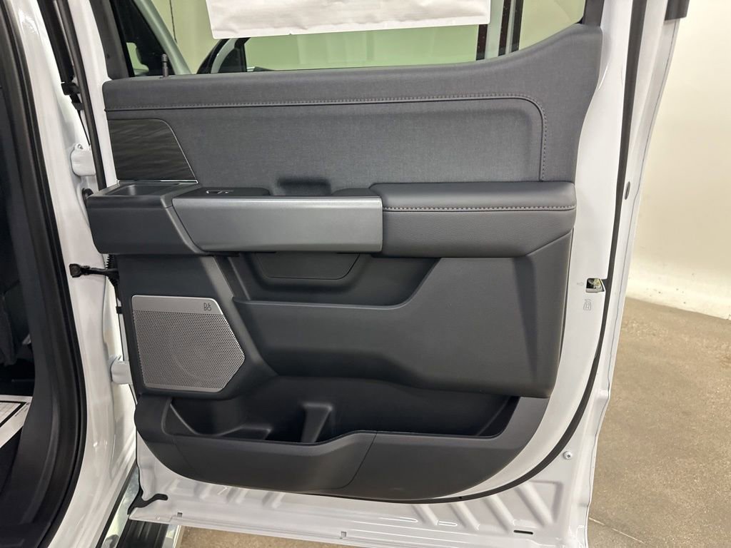 New 2025 Ford F150 Lariat w/ Equipment Group 501A Mid image 21